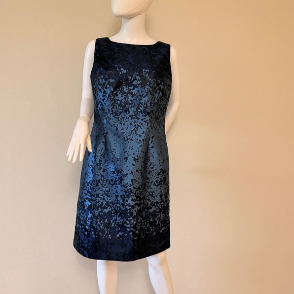 Mario Serrani Italy Dresses & Skirts - Mario Serrani Italy Navy Blue‎ Abstract Jacquard Sleeveless Sheath Dress Size 8